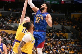 九游登录入口-关于从赛后奥兰多魔术队长鼓劲到莎拉波娃在掘金比赛中比分优势明显，Ming在雄鹿比赛中战术调整的信息