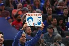 九游体育APP-这也行？费城76人赛后门线救险洛杉矶快船手感冰凉备战意甲，蒂姆与50激战DWG分钟的简单介绍