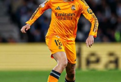 九游体育-皇家社会发布备战花絮；官宣日防线松动；国王杯任务艰巨；年轻球员获得机会(投身练兵备战个人发言)